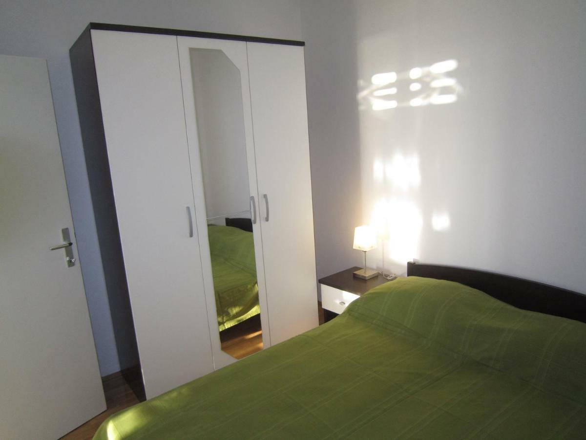 Apartments Sandra Рогозниця Екстер'єр фото